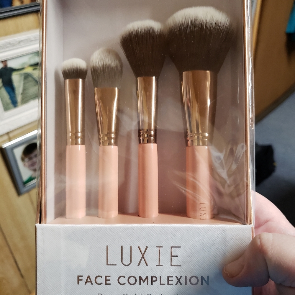 Luxie brush set